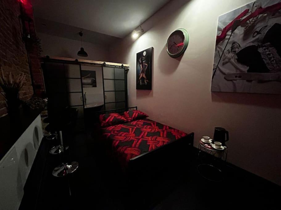 Pokoj Tylko Dla Doroslych Momenti Piccanti Katowice Extérieur photo
